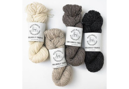 Petite Knit stellt Hjelholt Triple vor